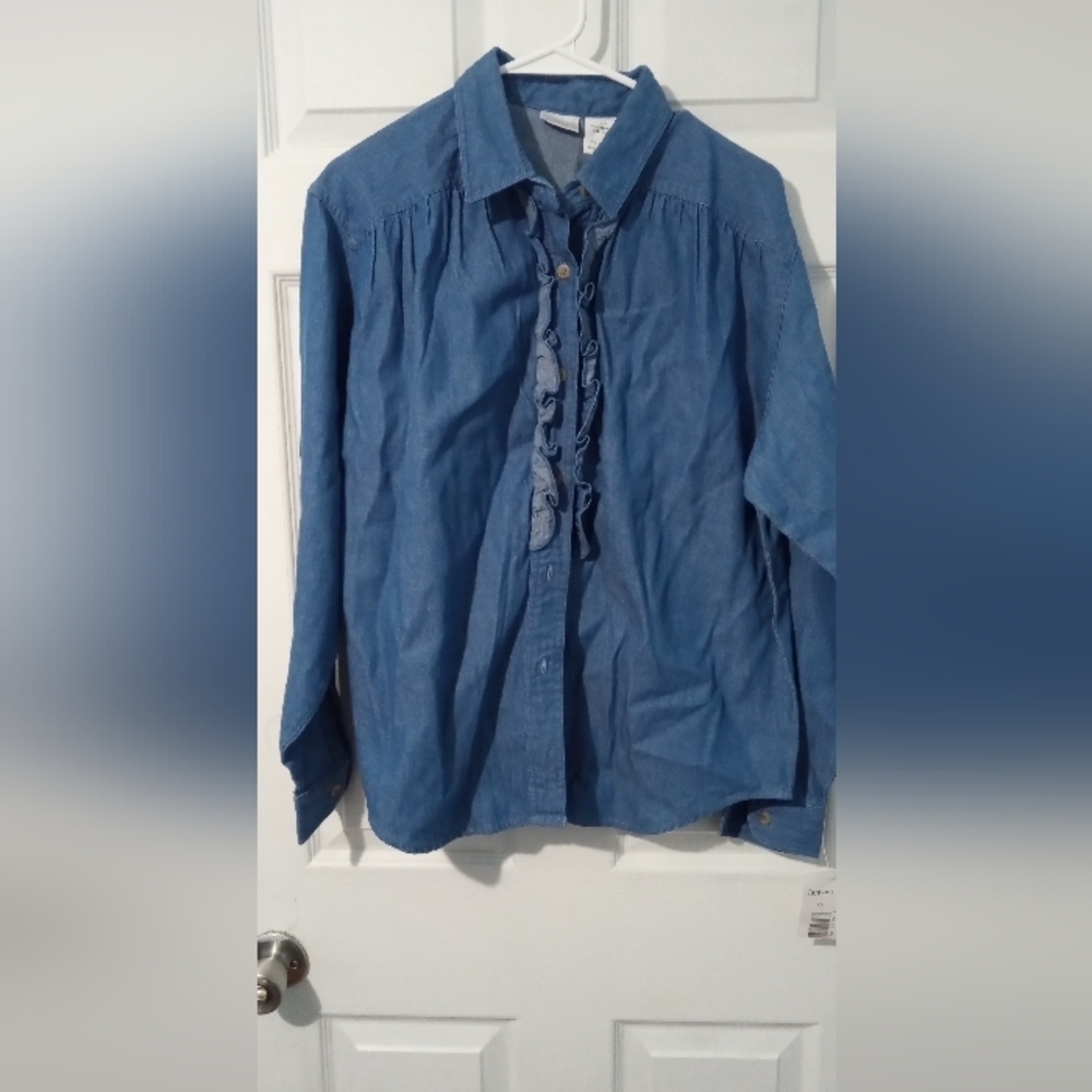 Jantzen Blue Ruffel Button Down Shirt Classic Denim Style